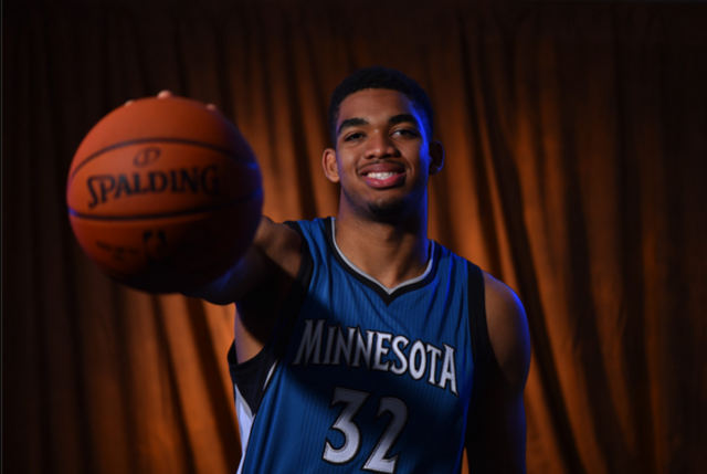 在效力于魔 在效力于魔