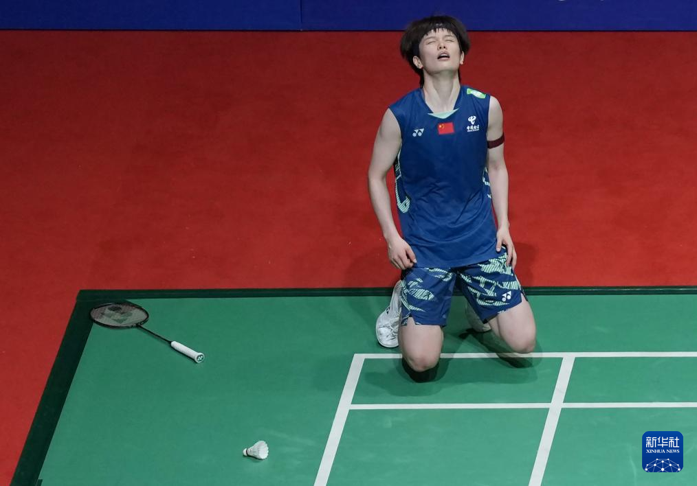 接着把希望 接着把希望